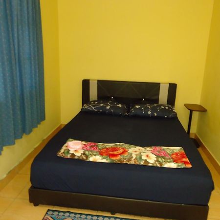 D'Pinggir Guest Room Kuala Tahan Exterior foto