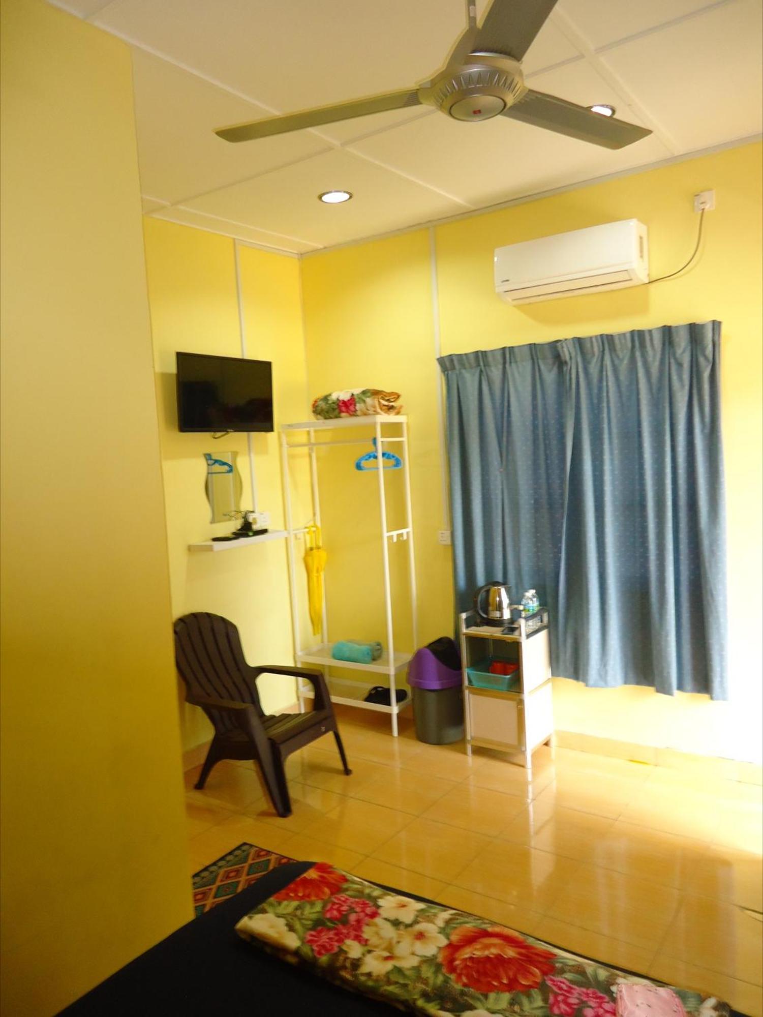 D'Pinggir Guest Room Kuala Tahan Exterior foto